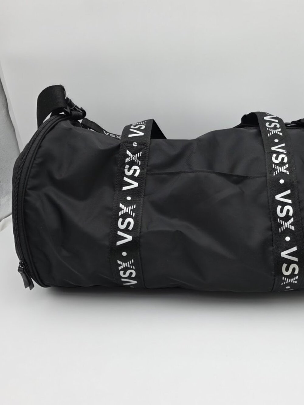 Victoria's Secret VSX Duffle / Gym / Travel Bag in Black